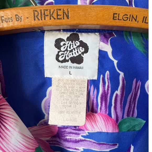 Vintage Hilo Hattie Bold Hibiscus Pattern Hawaiian Shirt - Picture 5 of 6